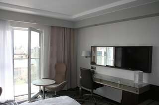 Отель Ambasador Premium Лодзь Двухместный номер Делюкс с 1 кроватью или 2 отдельными кроватями-3
